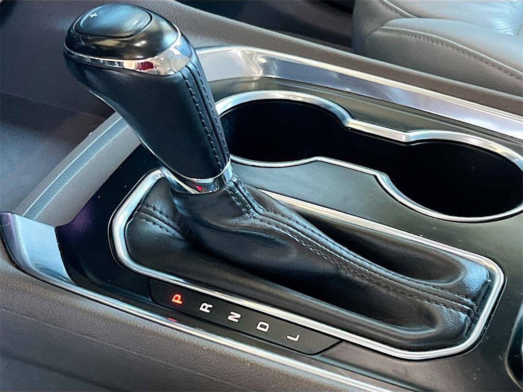 used 2020 Chevrolet Traverse car, priced at $18,500