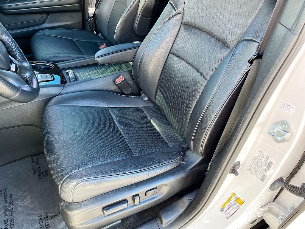 used 2023 Honda Passport car, priced at $27,300