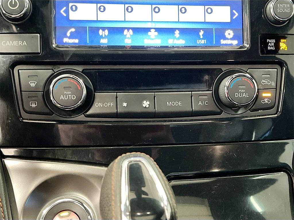 used 2023 Nissan Maxima car, priced at $25,000