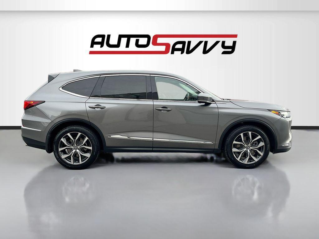 used 2024 Acura MDX car, priced at $35,700