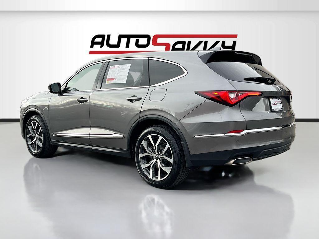 used 2024 Acura MDX car, priced at $35,700