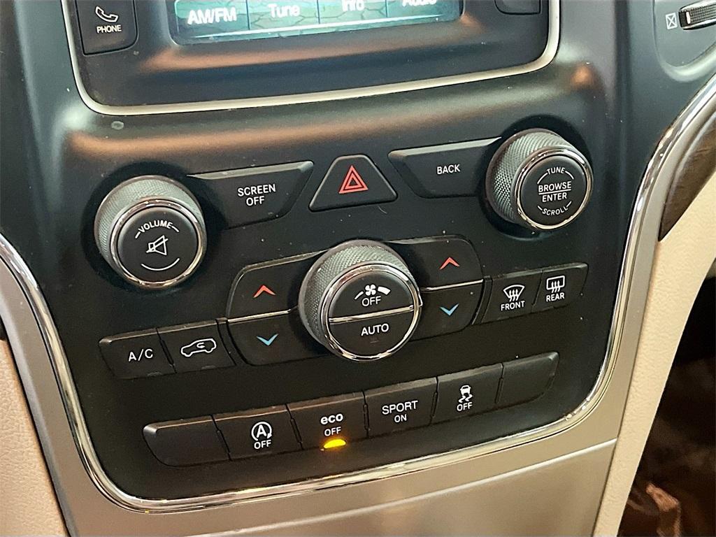 used 2016 Jeep Grand Cherokee car, priced at $11,300