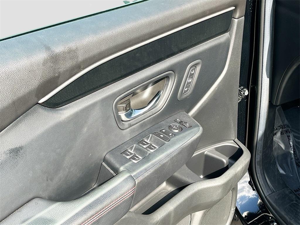 used 2025 Honda Pilot car, priced at $39,500