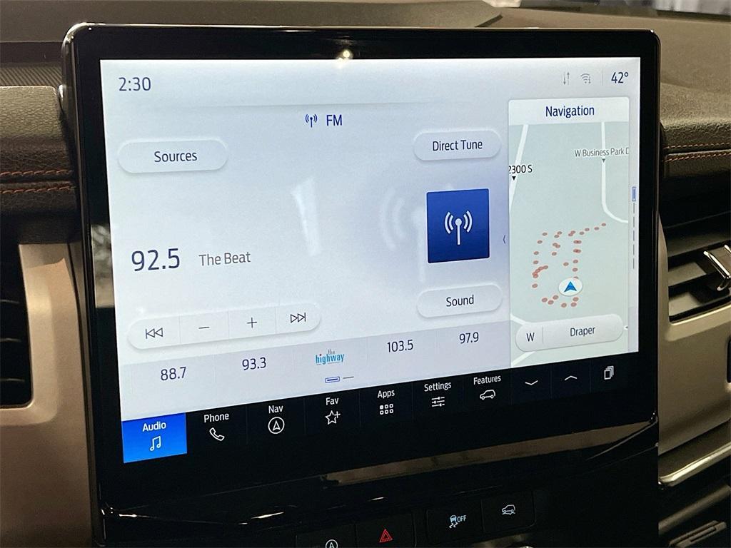 used 2024 Ford Expedition car, priced at $51,000