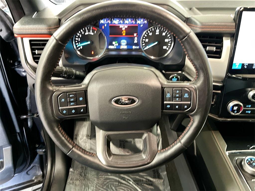 used 2024 Ford Expedition car, priced at $51,000