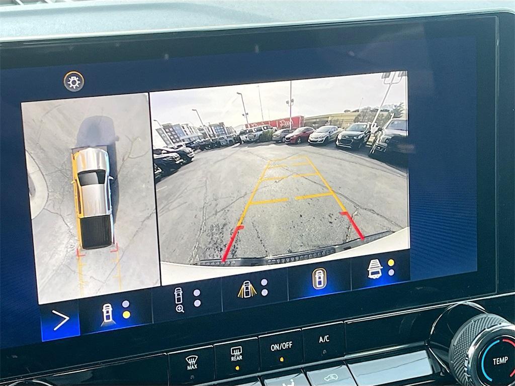 used 2023 Chevrolet Colorado car, priced at $31,900