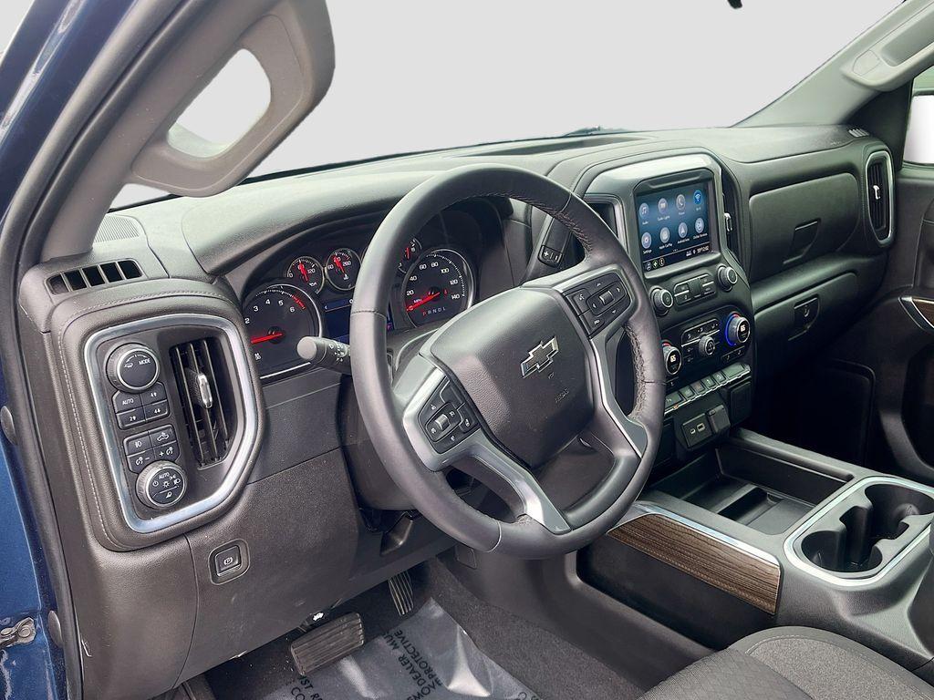 used 2022 Chevrolet Silverado 1500 Limited car, priced at $33,800