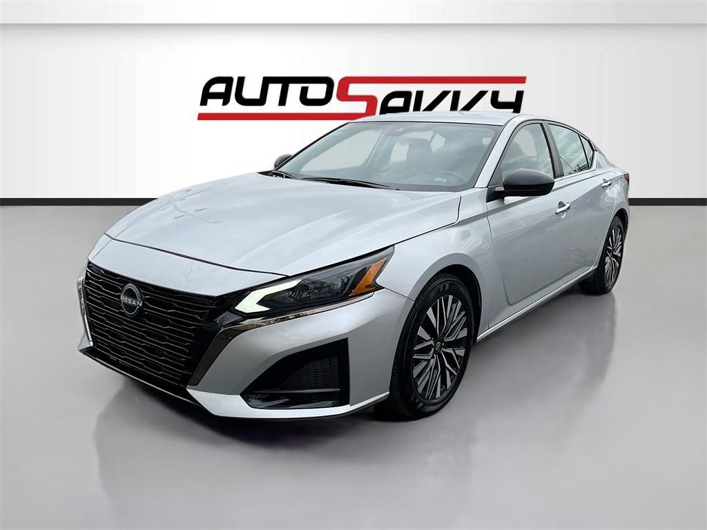 used 2024 Nissan Altima car, priced at $15,800
