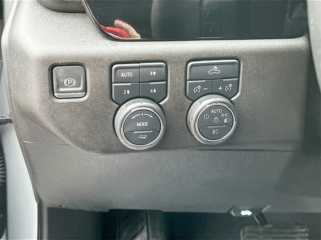 used 2024 Chevrolet Silverado 1500 car, priced at $35,900