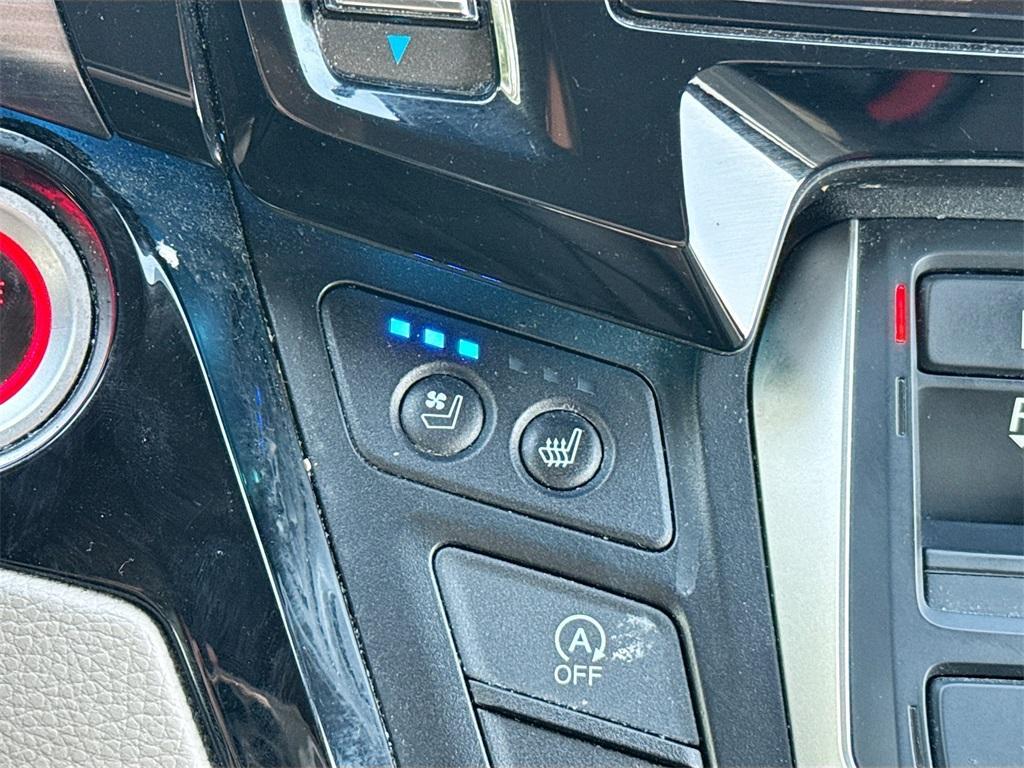 used 2023 Honda Odyssey car, priced at $31,400