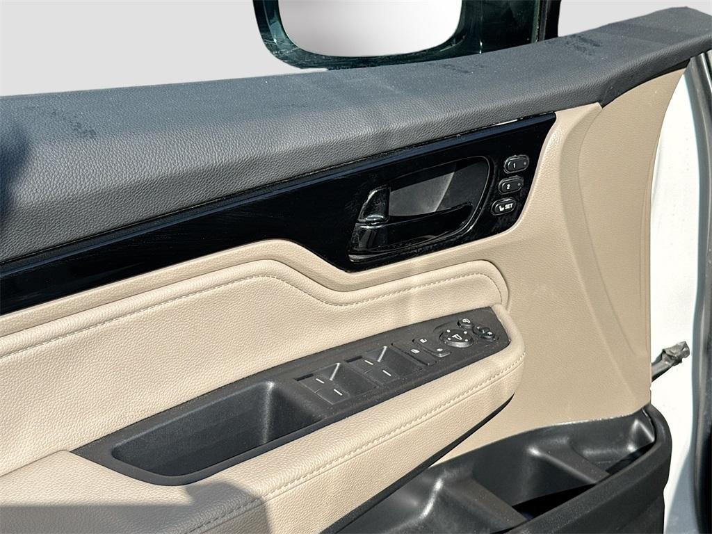 used 2023 Honda Odyssey car, priced at $31,400
