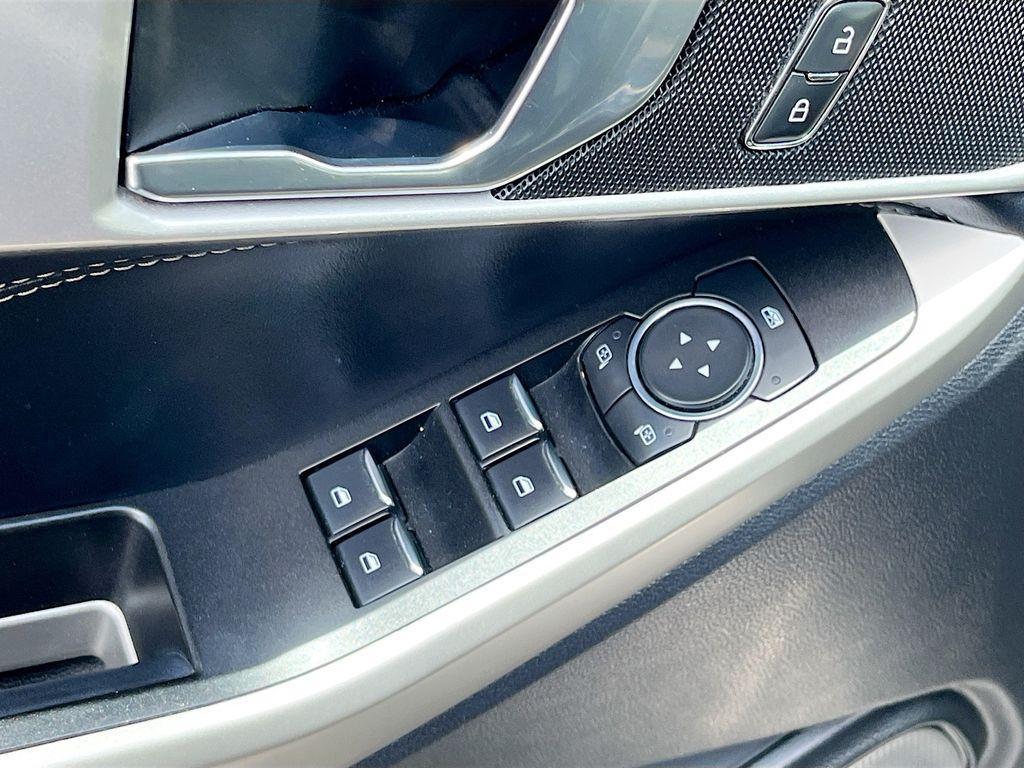 used 2022 Ford Explorer car, priced at $21,000