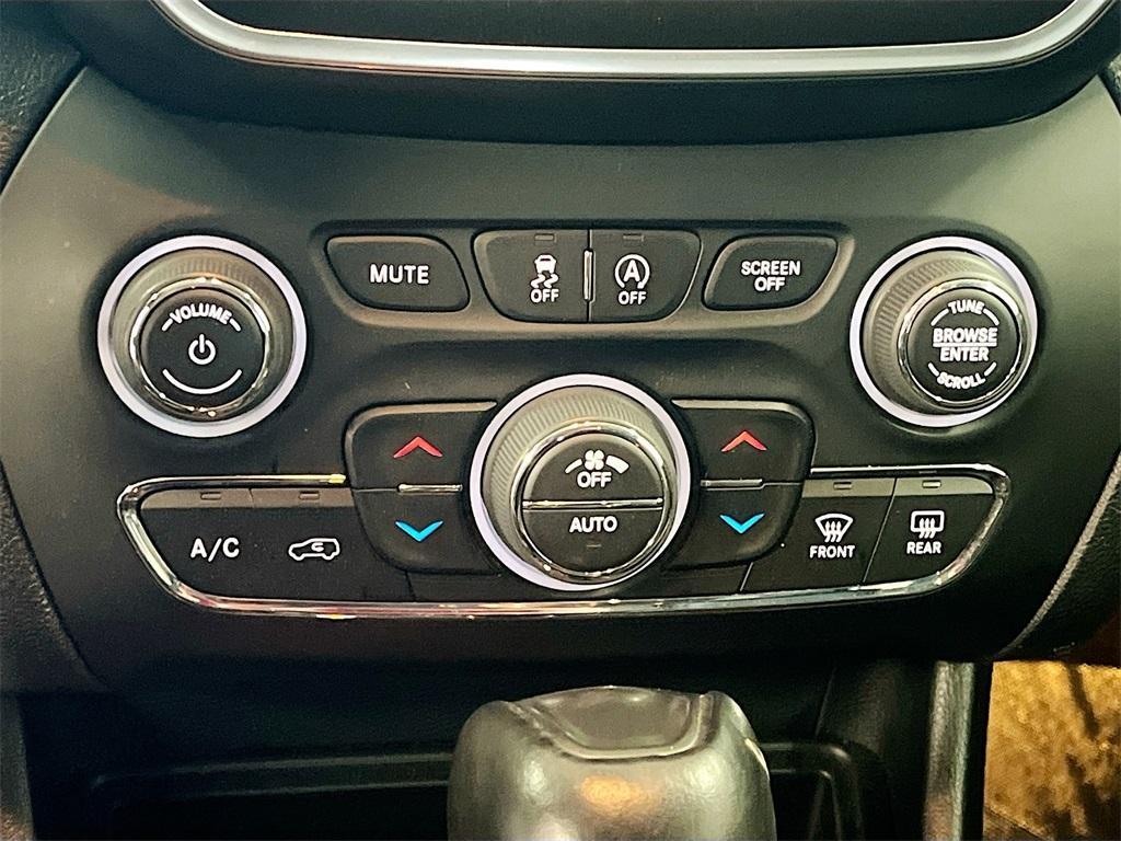 used 2022 Jeep Cherokee car, priced at $20,300