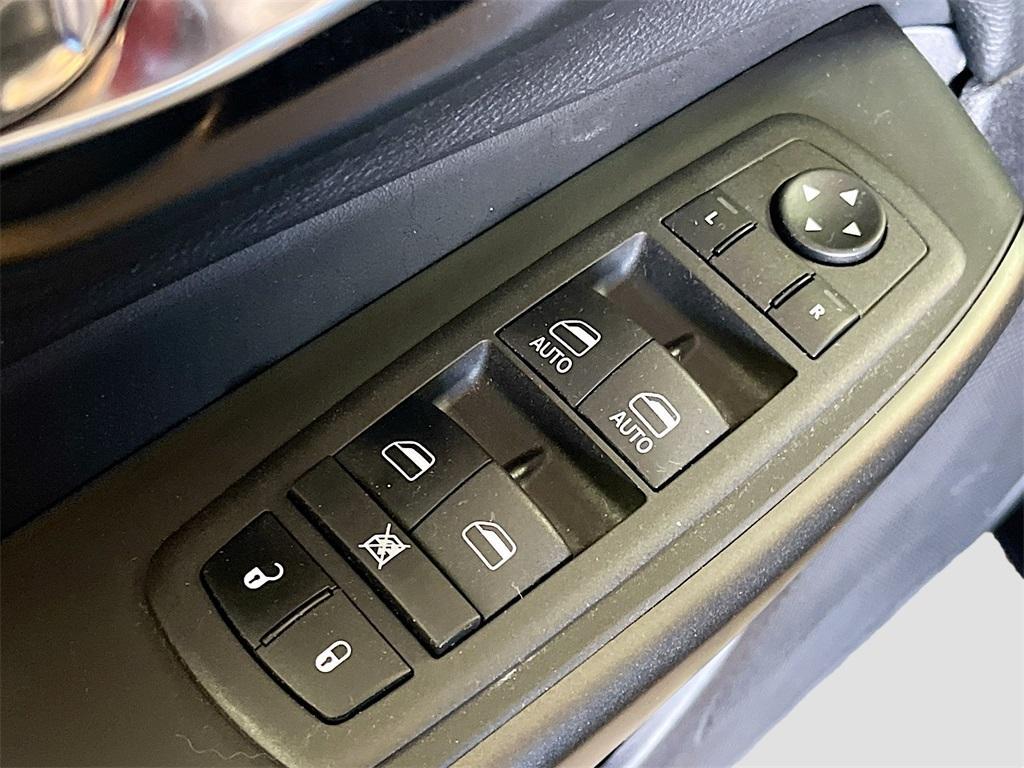 used 2022 Jeep Cherokee car, priced at $20,300