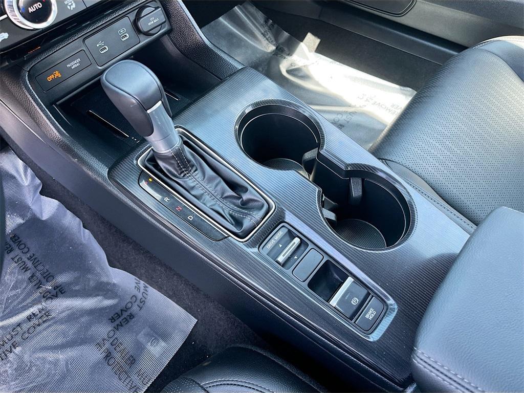 used 2025 Honda Civic Hybrid car, priced at $24,700