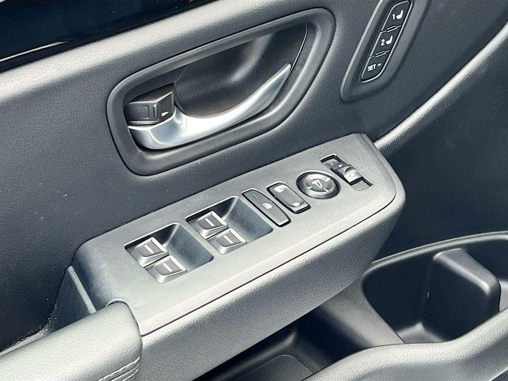 used 2023 Honda Pilot car, priced at $36,700