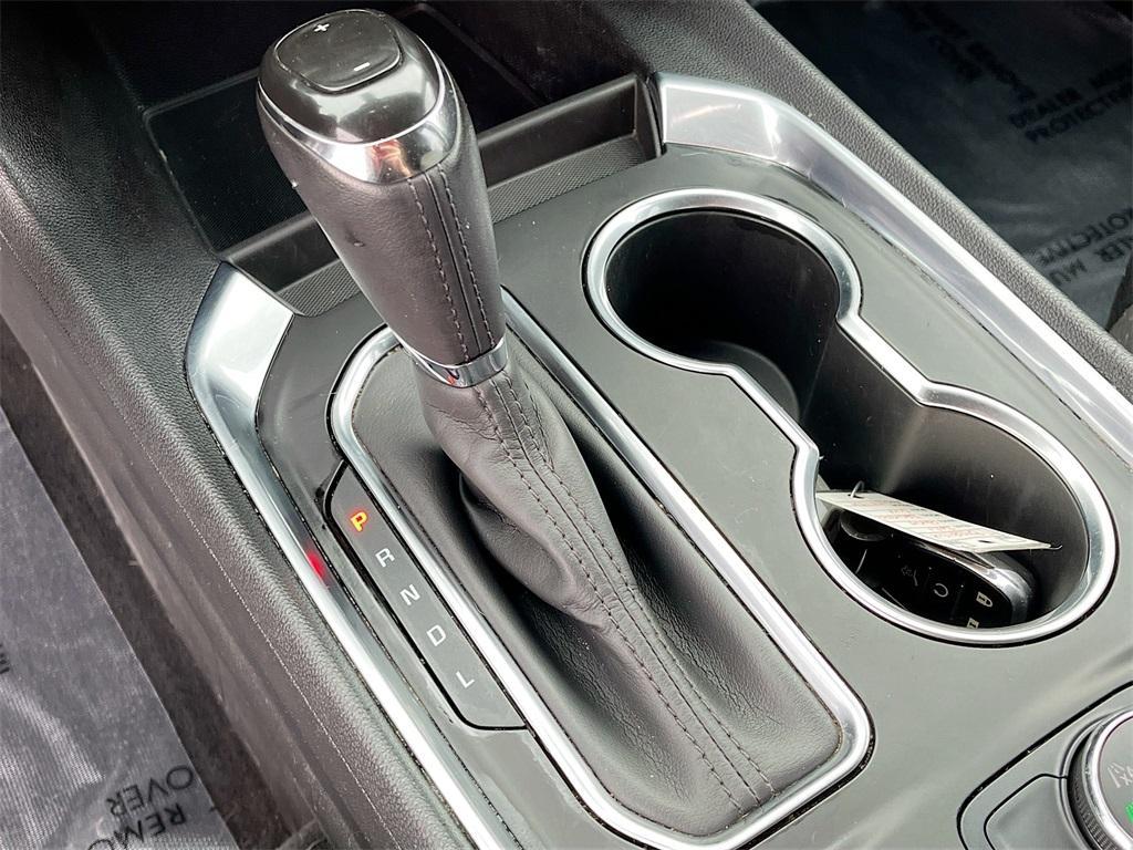 used 2020 Chevrolet Traverse car, priced at $20,400