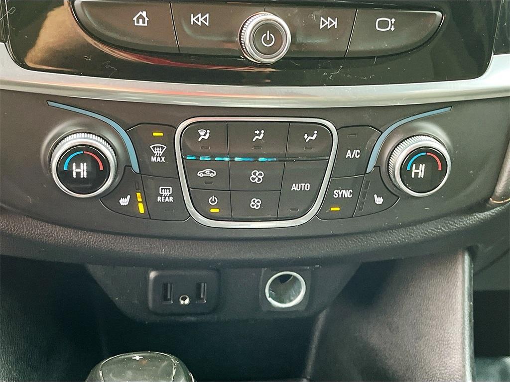 used 2020 Chevrolet Traverse car, priced at $20,400