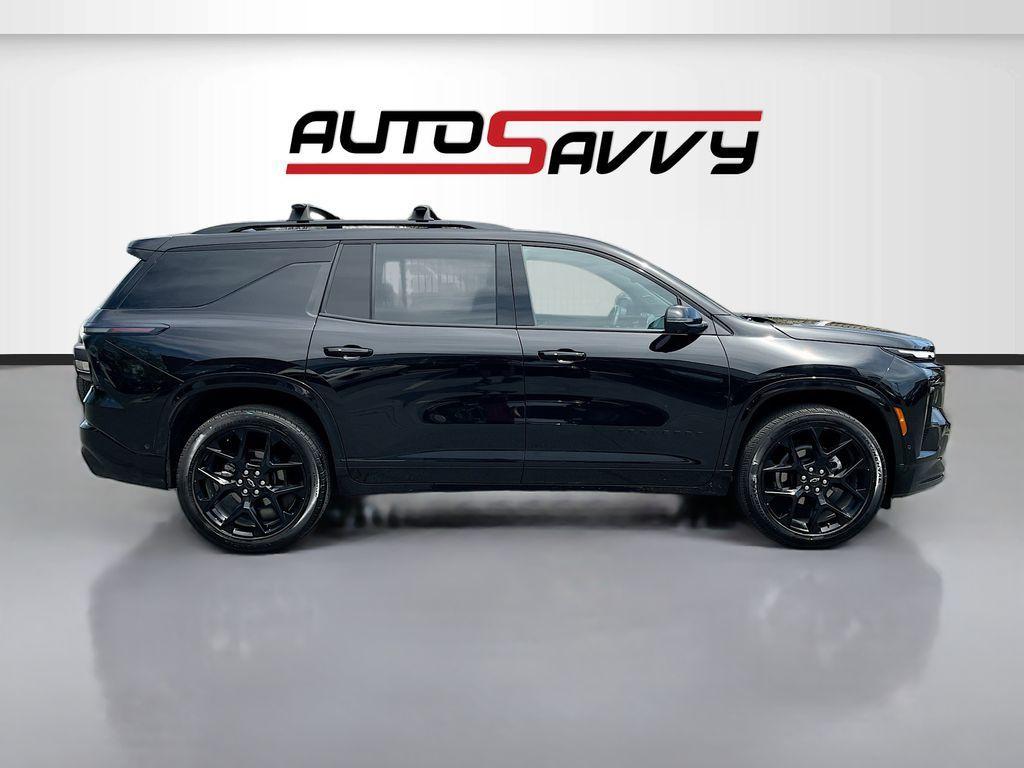 used 2025 Chevrolet Traverse car, priced at $44,000
