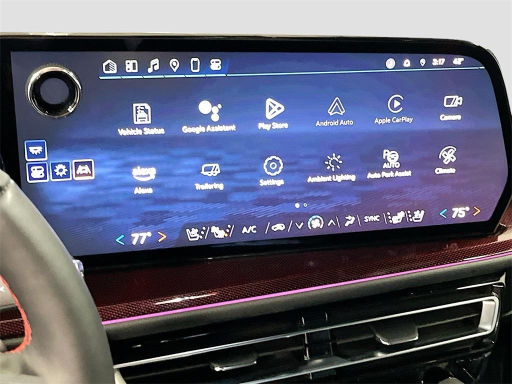 used 2024 Chevrolet Traverse car, priced at $44,400