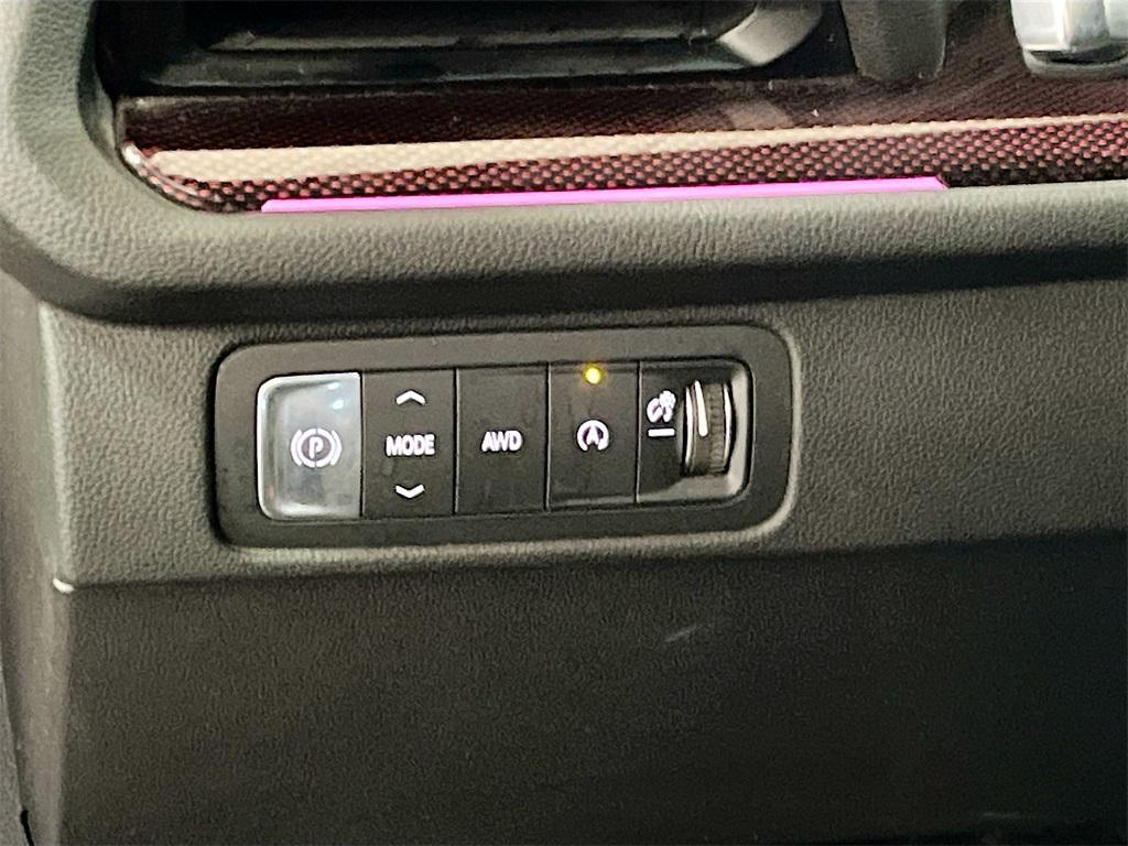 used 2024 Chevrolet Traverse car, priced at $44,400