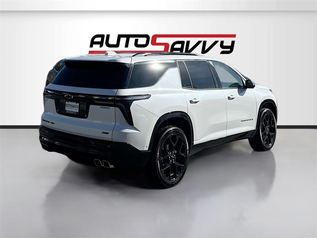 used 2024 Chevrolet Traverse car, priced at $44,400