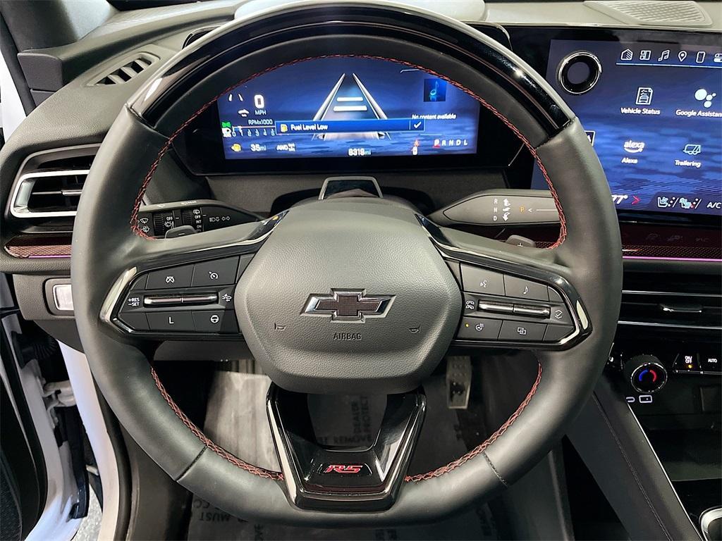 used 2024 Chevrolet Traverse car, priced at $44,400