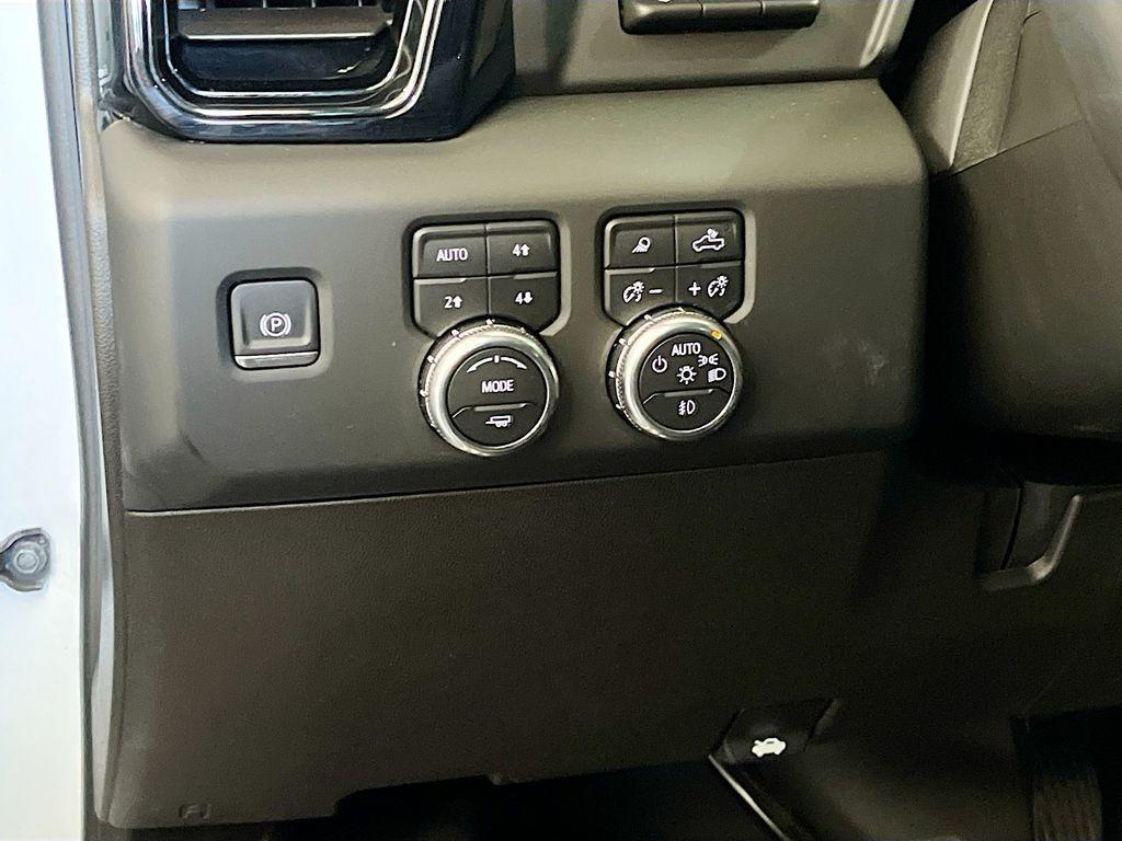 used 2024 GMC Sierra 2500 car, priced at $66,000