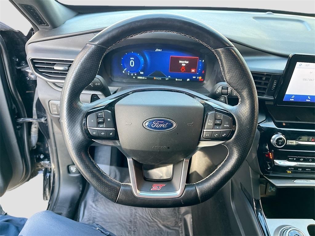 used 2022 Ford Explorer car, priced at $30,300