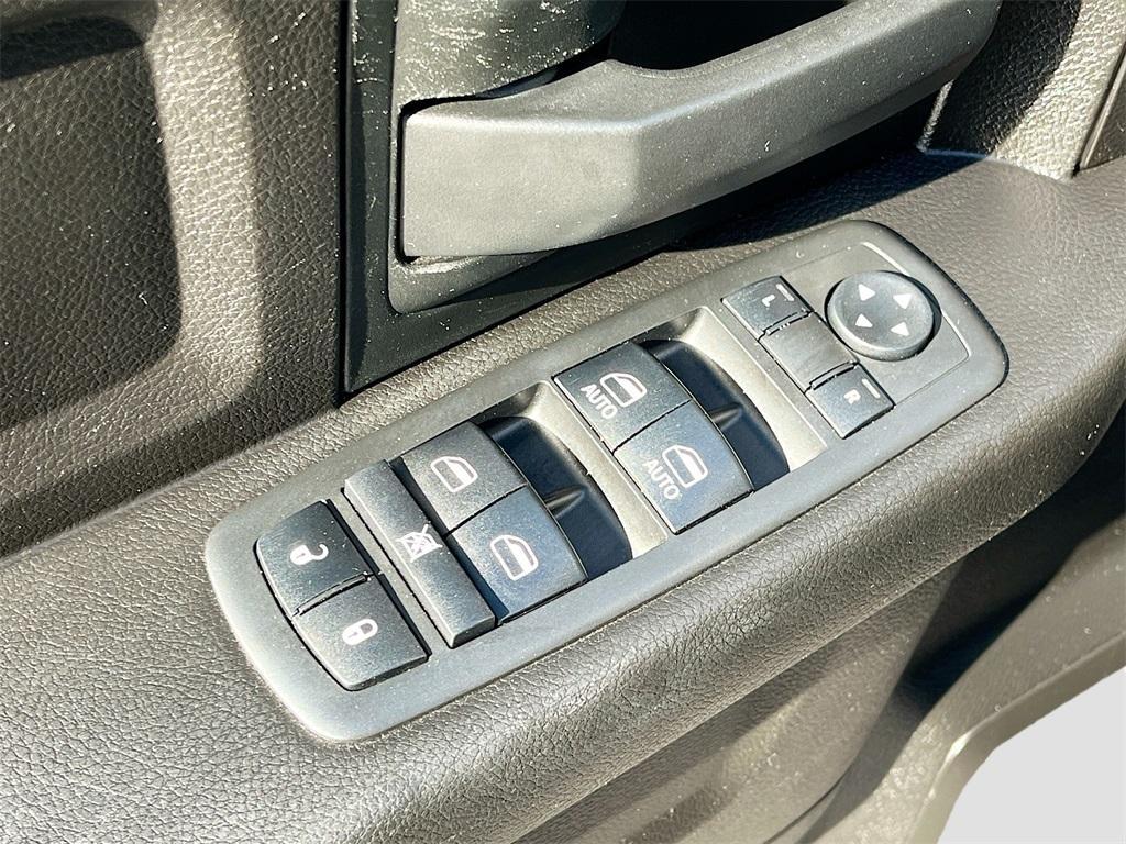 used 2019 Ram 1500 Classic car, priced at $18,400