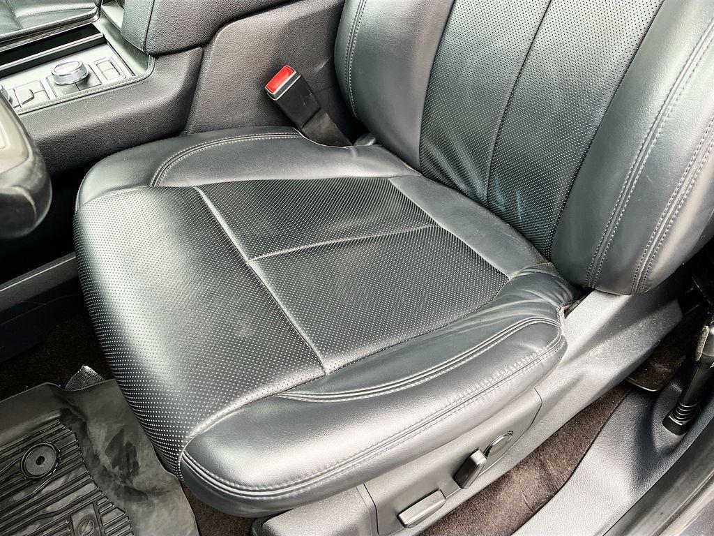 used 2022 Ford Expedition Max car, priced at $36,600