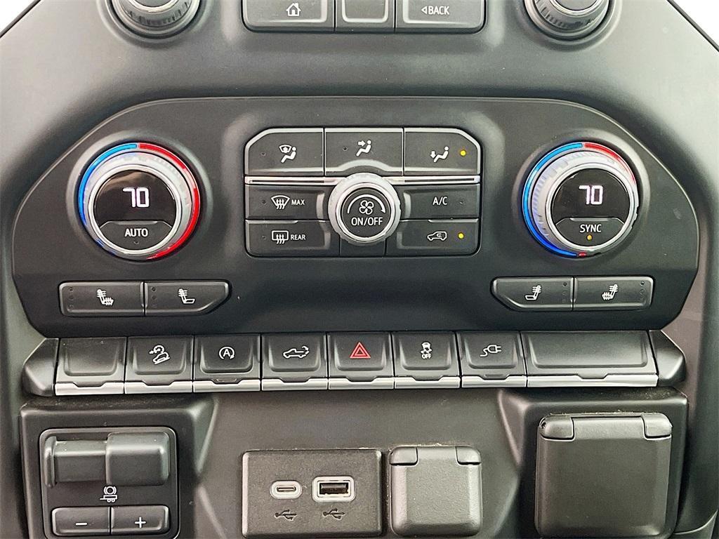 used 2022 Chevrolet Silverado 1500 Limited car, priced at $32,400