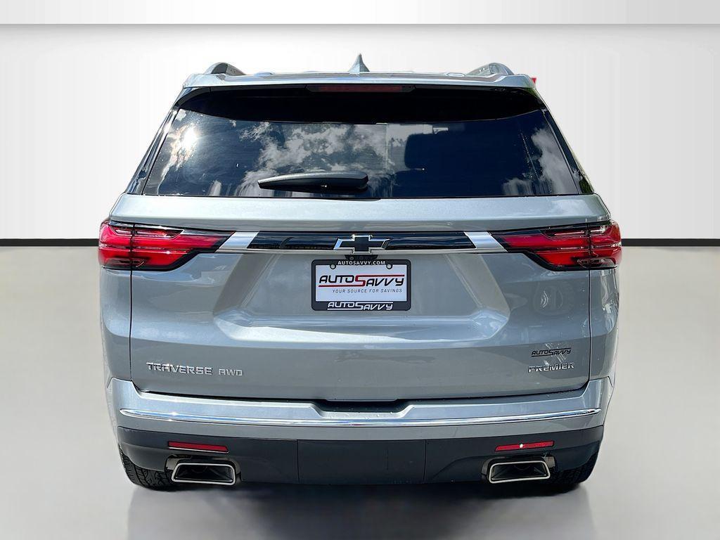 used 2023 Chevrolet Traverse car, priced at $33,200