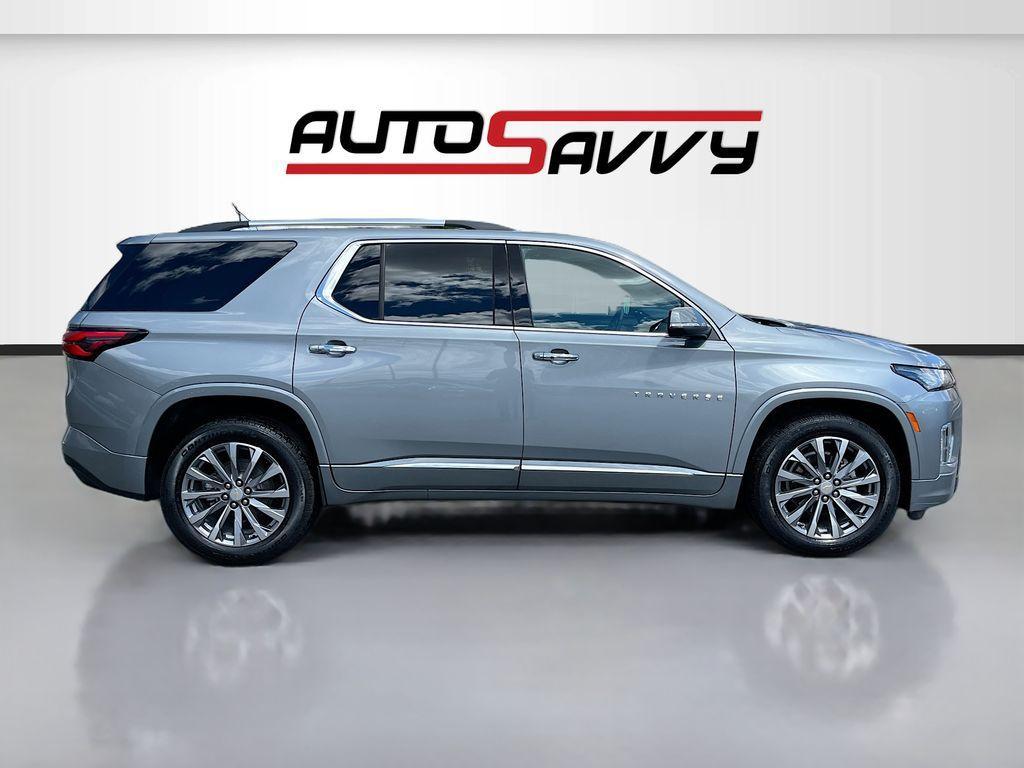 used 2023 Chevrolet Traverse car, priced at $33,200