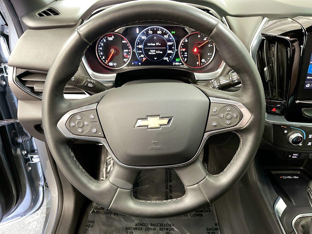 used 2023 Chevrolet Traverse car, priced at $33,200