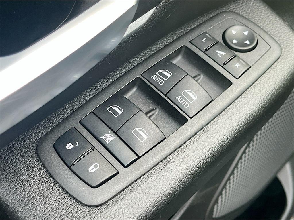 used 2022 Ram 1500 car, priced at $31,200