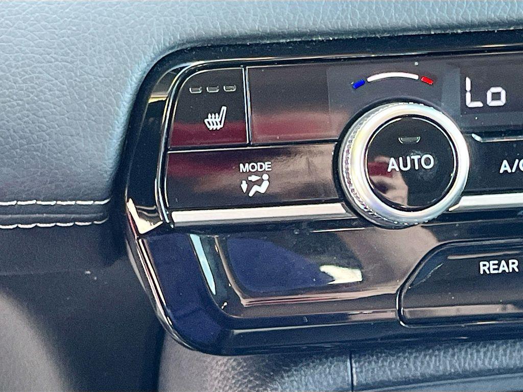 used 2023 Honda Pilot car, priced at $34,600
