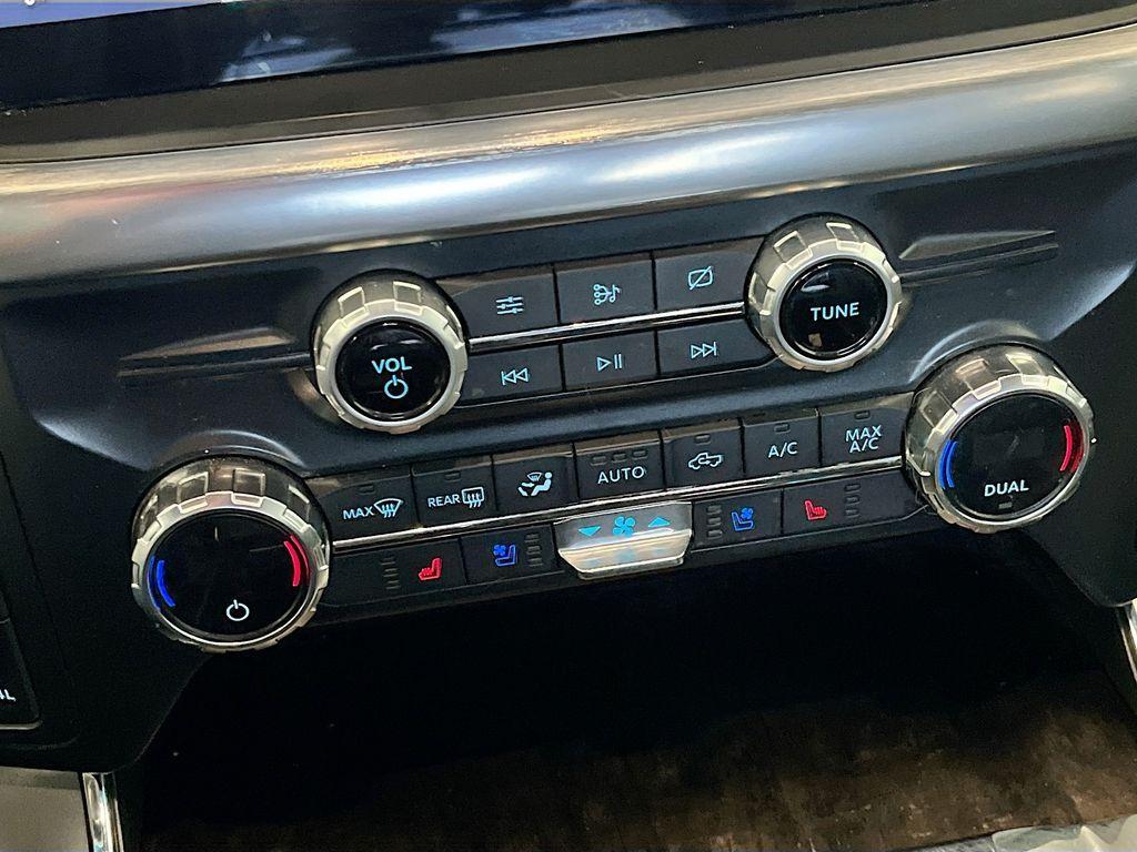 used 2021 Ford F-150 car, priced at $30,500