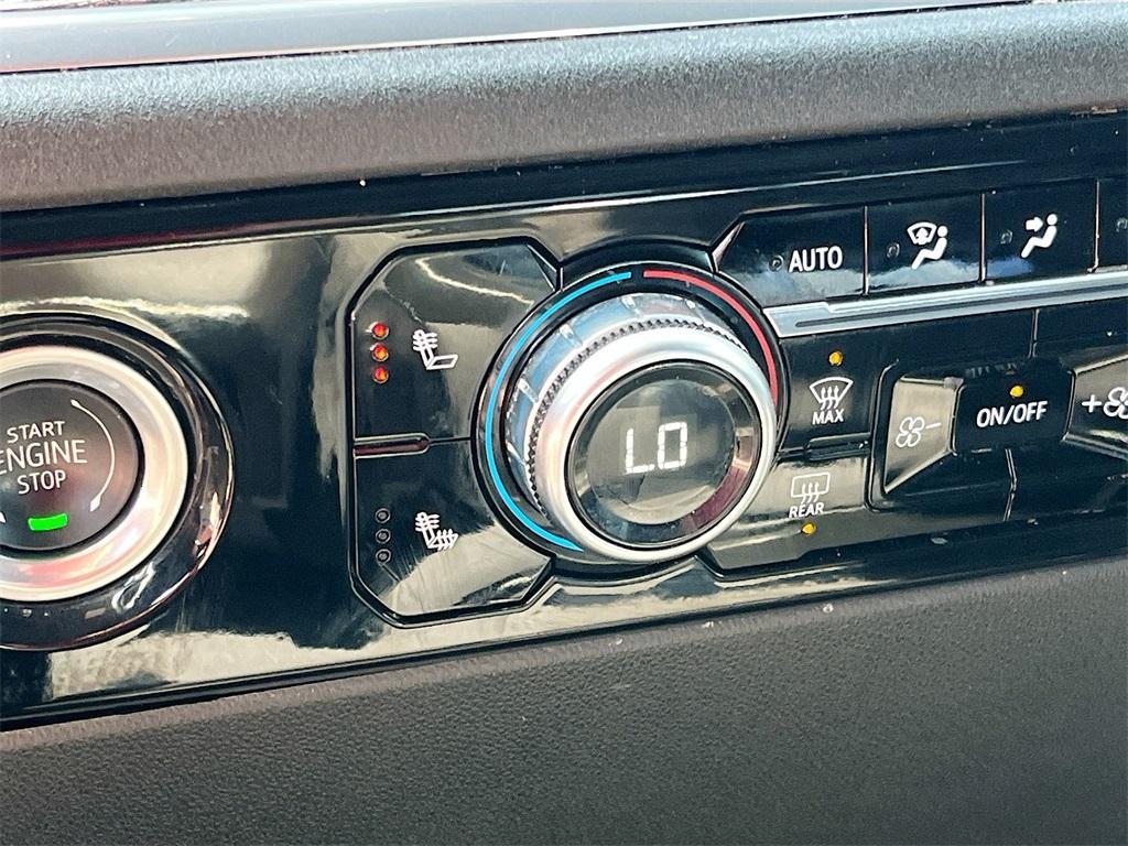 used 2024 GMC Sierra 1500 car, priced at $41,000