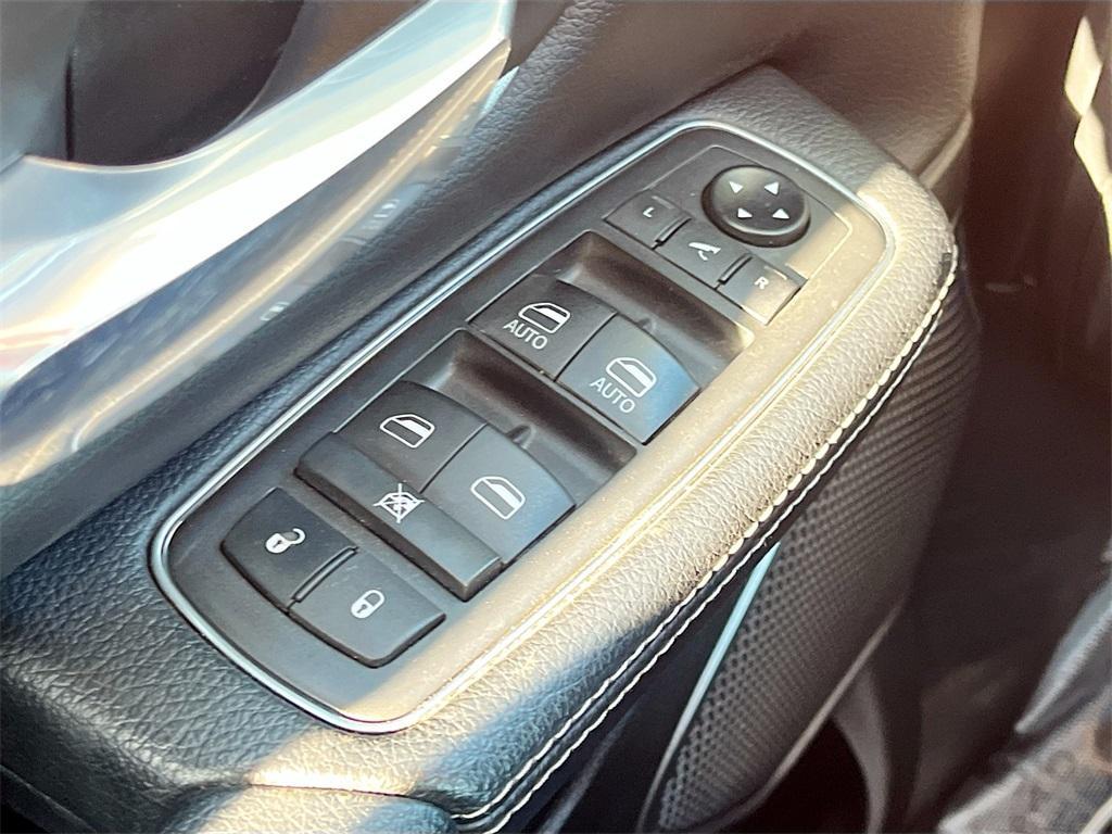 used 2021 Ram 1500 car, priced at $28,300