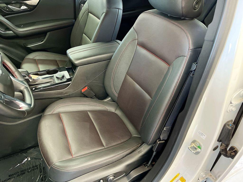 used 2024 Chevrolet Blazer car, priced at $31,500