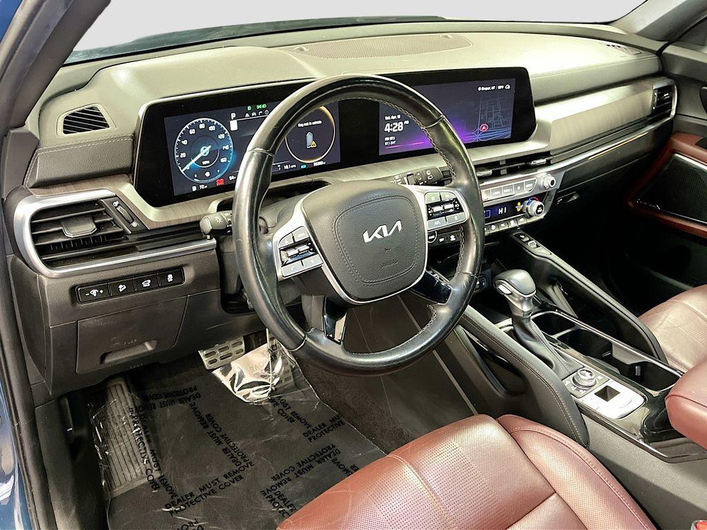 used 2024 Kia Telluride car, priced at $32,400