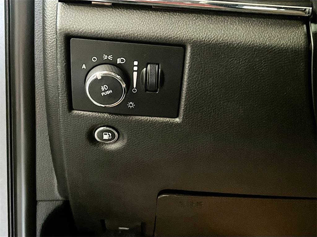 used 2020 Jeep Grand Cherokee car, priced at $18,100