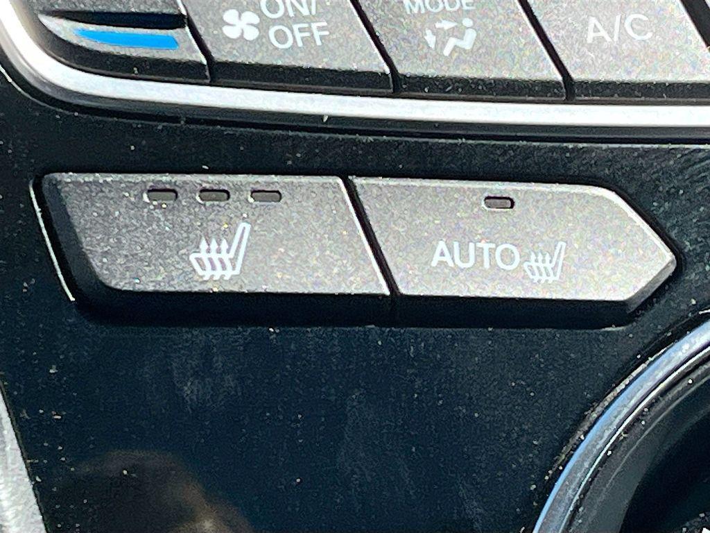 used 2024 Acura RDX car, priced at $29,300