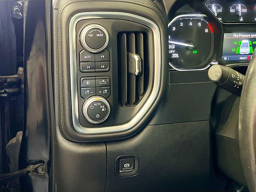 used 2021 GMC Sierra 1500 car, priced at $28,800