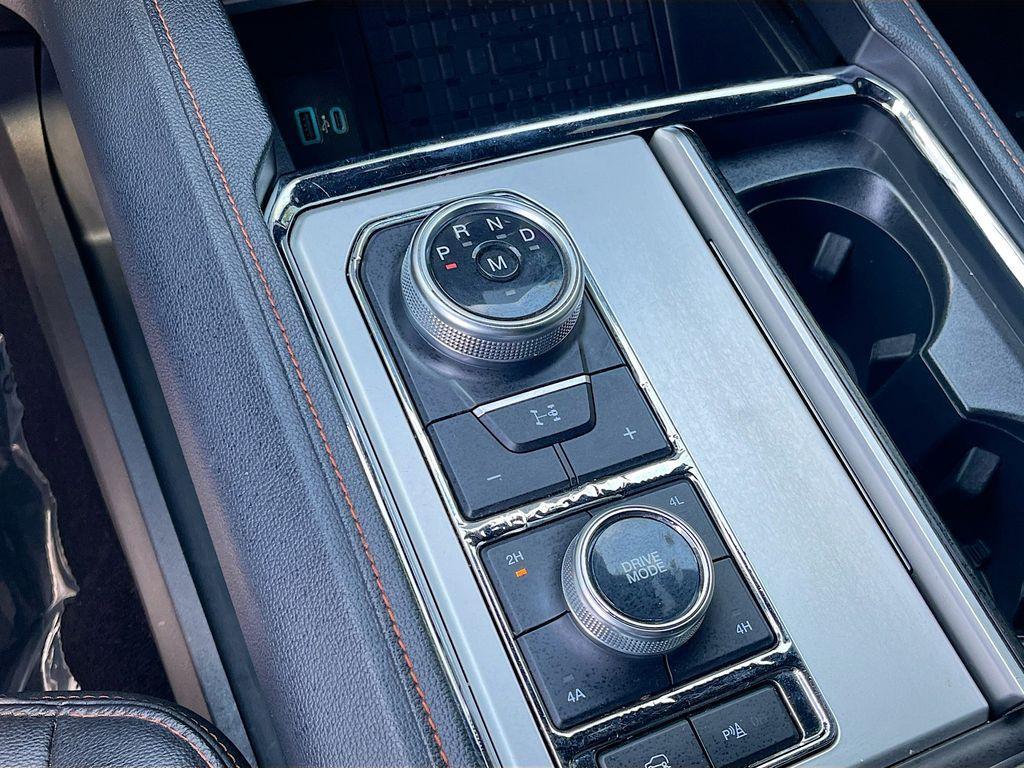 used 2023 Ford Expedition car, priced at $48,100
