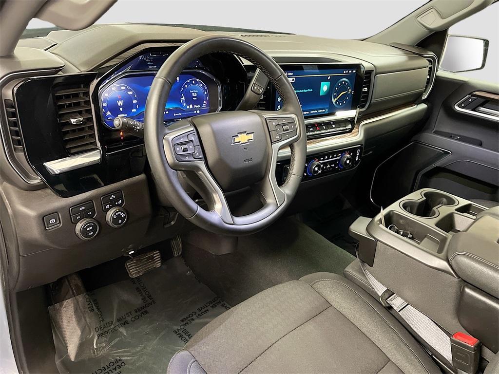 used 2025 Chevrolet Silverado 1500 car, priced at $35,000