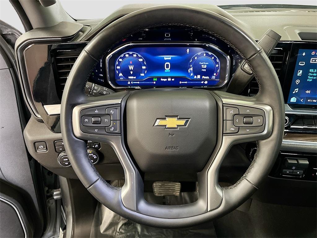 used 2025 Chevrolet Silverado 1500 car, priced at $35,000