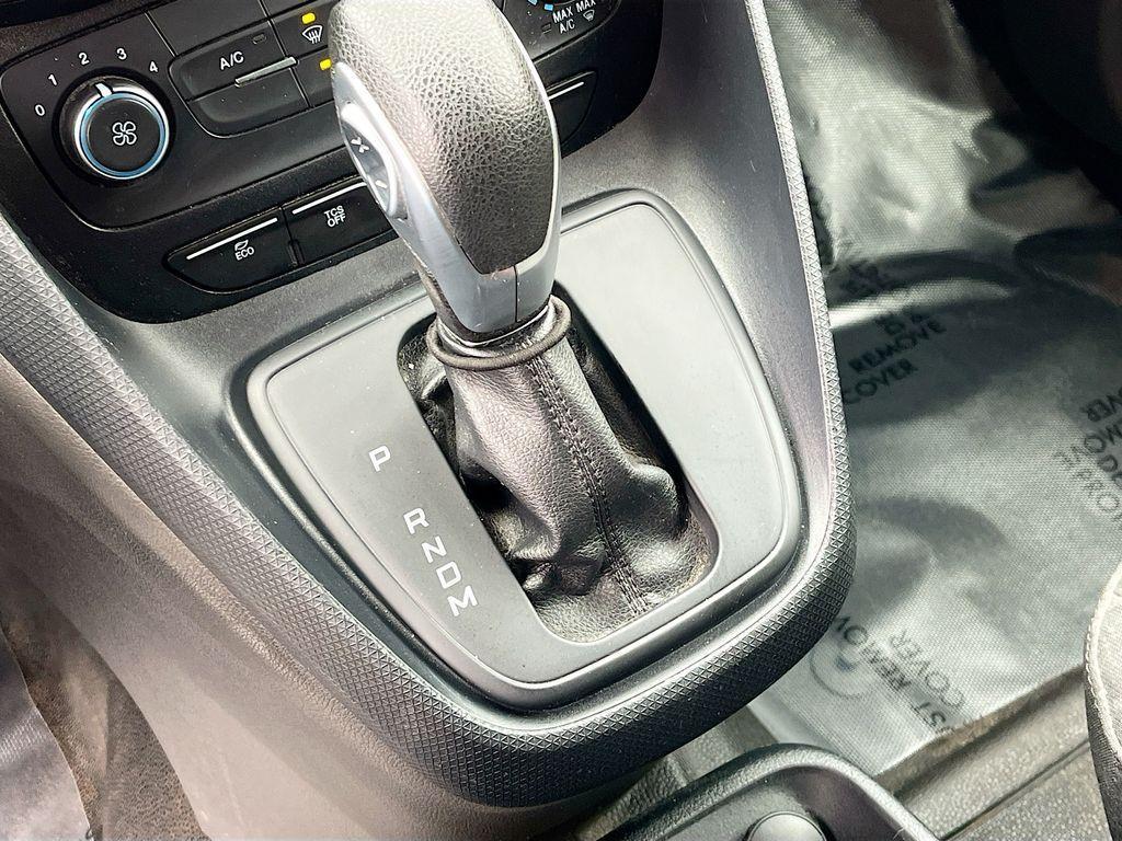 used 2023 Ford Transit Connect car, priced at $27,000