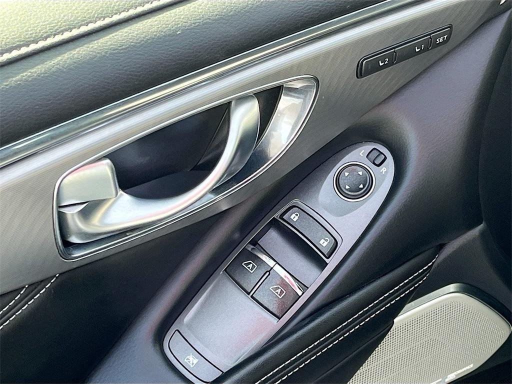used 2019 INFINITI Q60 car, priced at $22,000